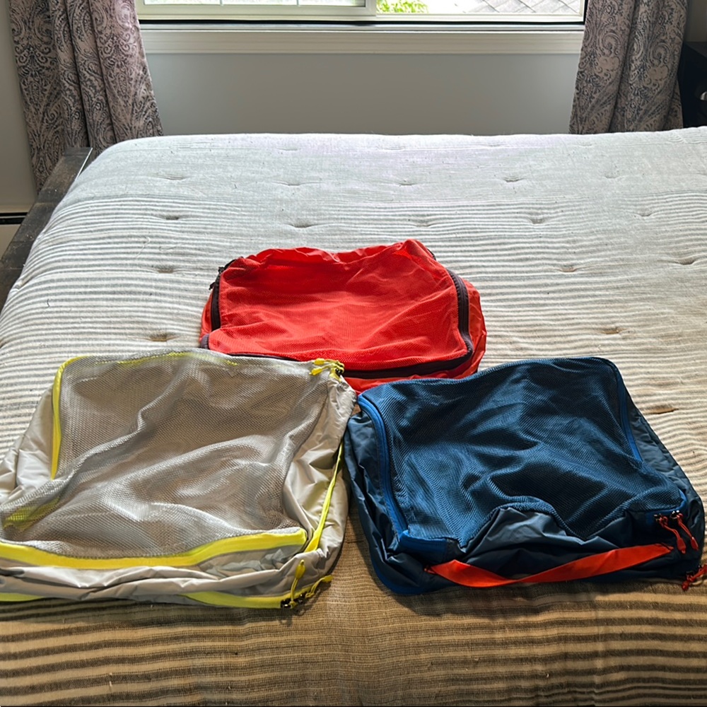 MEC Multi-Color Packing Cubes - Red, Blue, Yellow